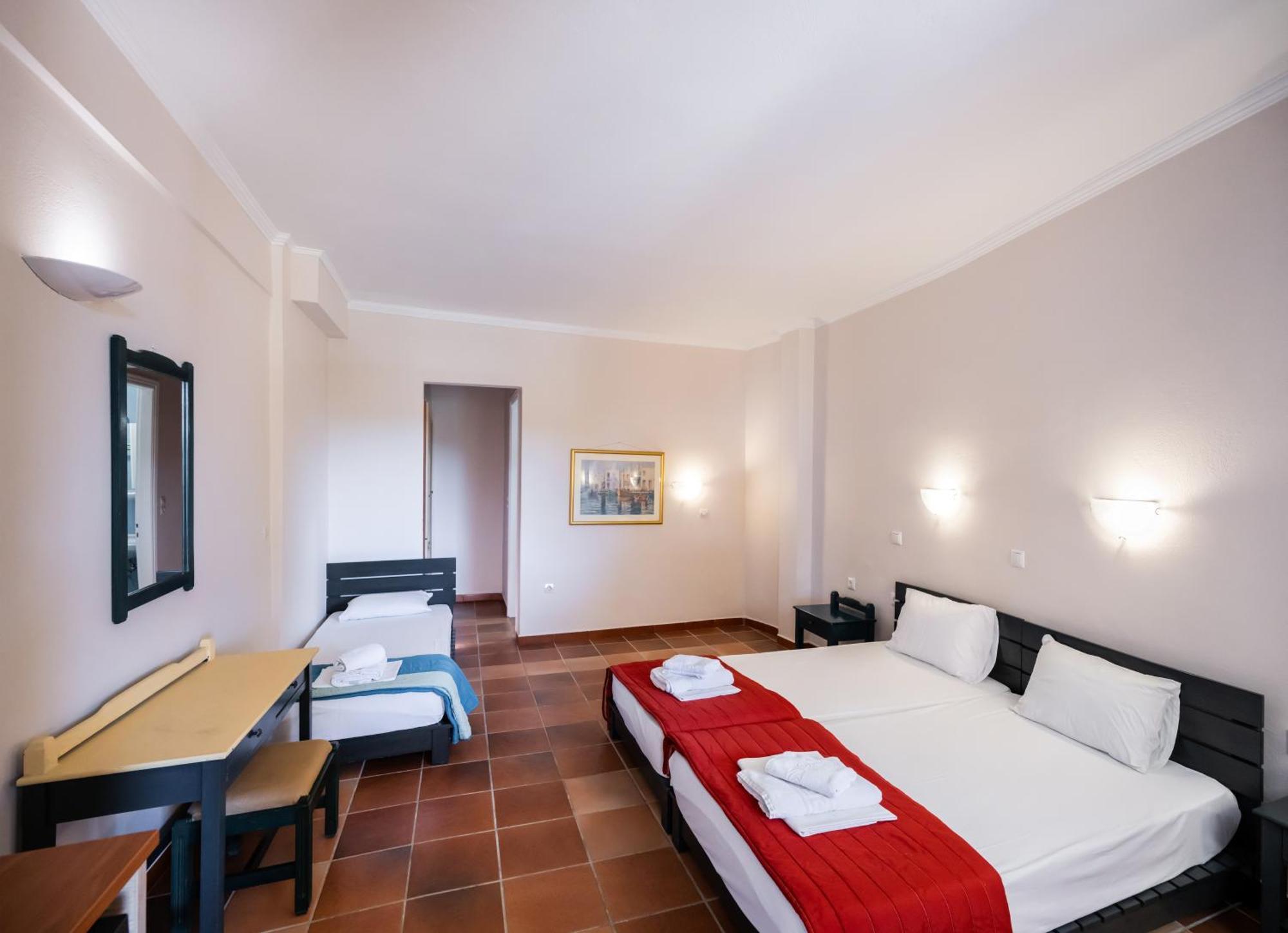 Ionio Hotel 尼基亚娜 外观 照片